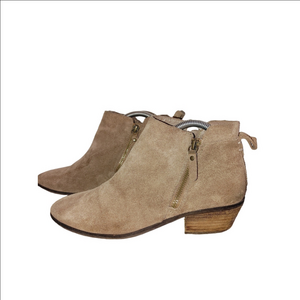 Vince Camuto Tricera Suede Ankle Booties Size 8.5M
